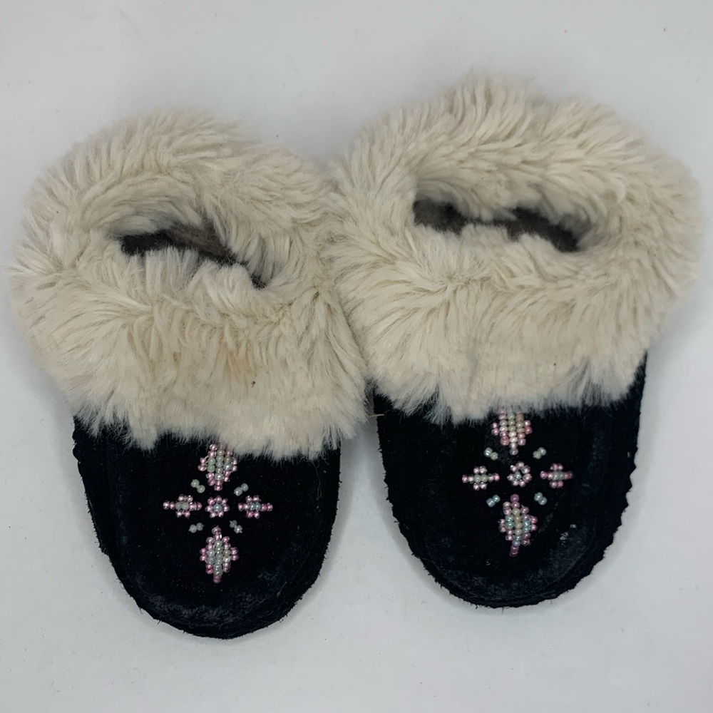3/$25 Handmade black leather beaded baby moccasins slippers measures 5” 6-12 mth